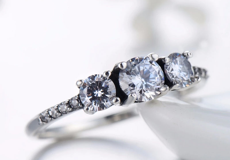 3 Stone Sparkling Ring