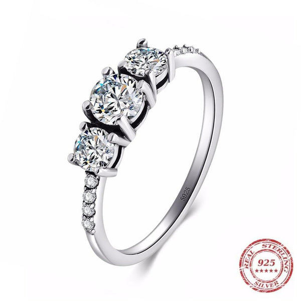 3 Stone Sparkling Ring